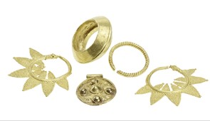 Gold jewelry from tumulus 7,  Durbi Takusheyi, Nigeria, 13th - 15th century. National Commission for Museums and  Monuments, Abuja, Nigeria. Photograph by René Müller