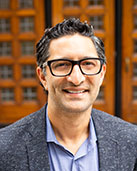 Darius Tandon Headshot