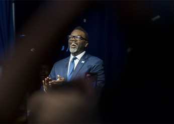 chicago mayor brandon johnson