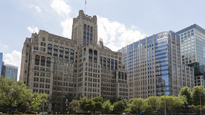 Feinberg building in Chicago