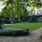 The courtyard at Northwestern Pritzker School of Law