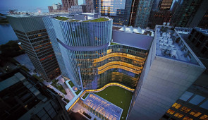 Dedicated in 2019, the Simpson Querrey Biomedical Research Center is a home for high-impact research.

Photo credit: Soaring Badger Productions