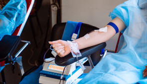 Blood donor in Ukraine
