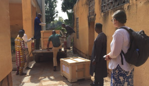 Block Museum registrar Kristina Bottomley joins colleagues in Mali for packing and shipping loans to Northwestern University for Caravans of Gold exhibition. Image courtesy Kathleen Bickford Berzock.