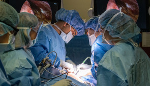 Dr. Ankit Bharat operates on a lung cancer patient.