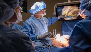 Dr. Ankit Bharat operates on a lung cancer patient.