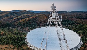 The Green Bank Telescope (GBT) in West Virginia. The GBT provided the best data possible on dozens of millisecond pulsars that Arecibo couldn’t observe. Credit: Jay Young for Green Bank Observatory