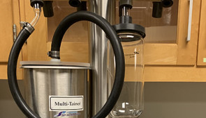 A lyophilized, the instrument used to freeze-dry diagnostics