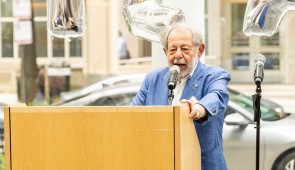 Dr. Marsel Mesulam, who coined the term "SuperAger," speaks at a SuperAger event celebrating 25 years of the program. (Credit: Shane Collins, Northwestern University).