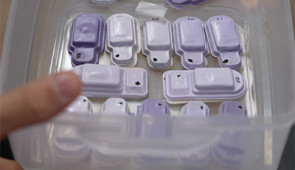 Wireless, sound-capturing wearable devices. Credit: Northwestern Medicine
