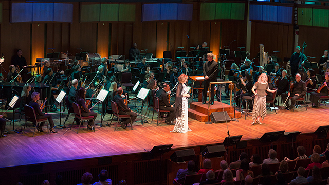 Nina Kraus and Renee Fleming with the orchestra