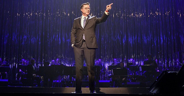 Stephen Colbert and celebrity alumni spend 'A Starry Night' at ...