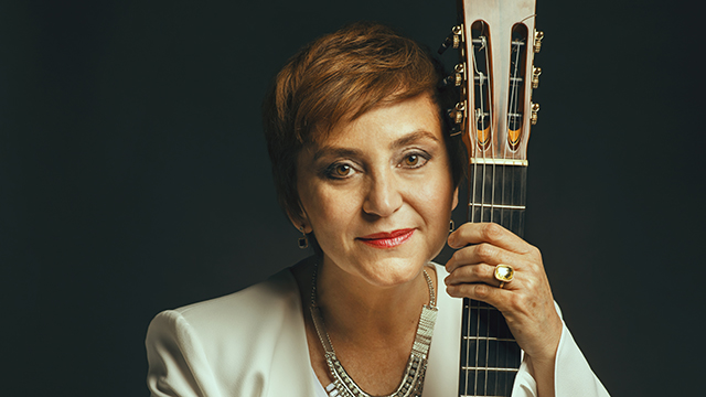 Berta Rojas performs Jan. 6, 2019 in the Segovia Classical Guitar series. Photo by Rodrigo Da Silva