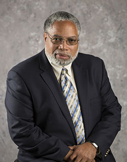 Lonnie Bunch