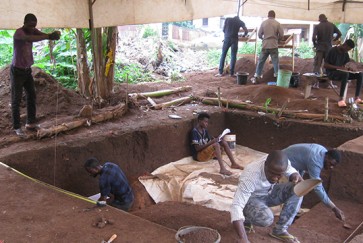 Excavation at Igbo Olokun 2017 - photo by Abidemi Babutunde Babalola