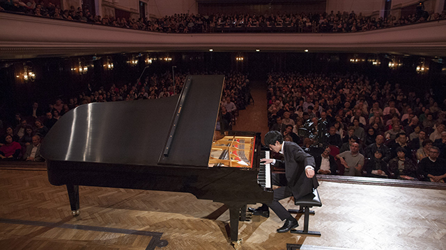 Pianist Eric Lu Will Make Chicago Debut April 12 In Bienen Skyline Concert Series Northwestern Now