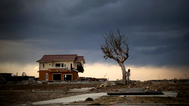 a picture showing the aftermath of a disaster