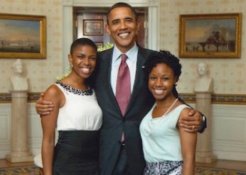 President Obama with Je-Shawna Wholley and a Spelman classmate
