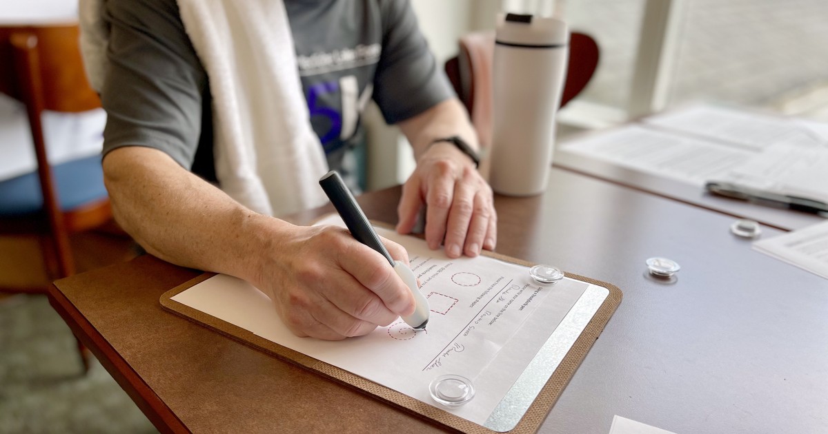 A pen designed for Parkinson's patients - Northwestern Now