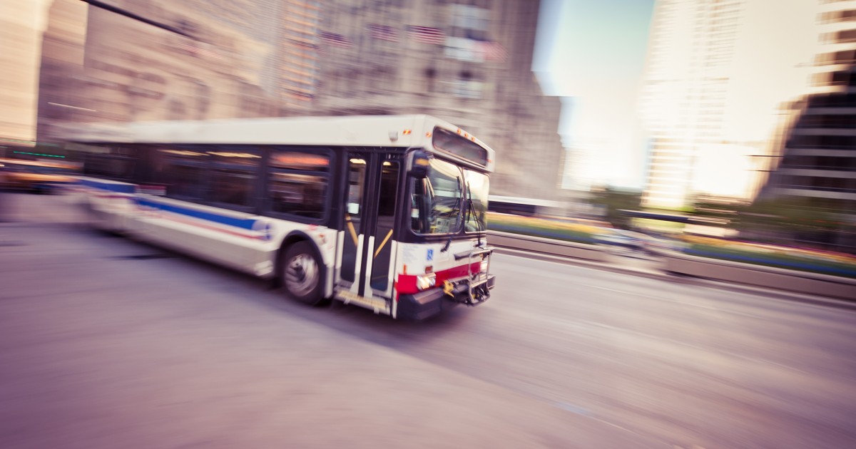 Electrifying vehicles in Chicago would save lives, reduce pollution ...