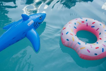 Pool floats