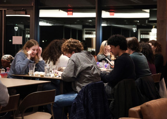 luna's pub and grill