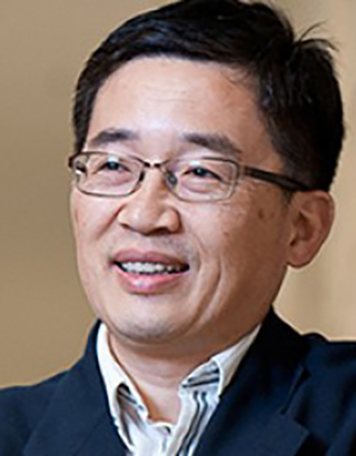 Yonggang Huang
