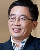 Yonggang Huang