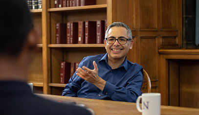 Héctor Carrillo Centered